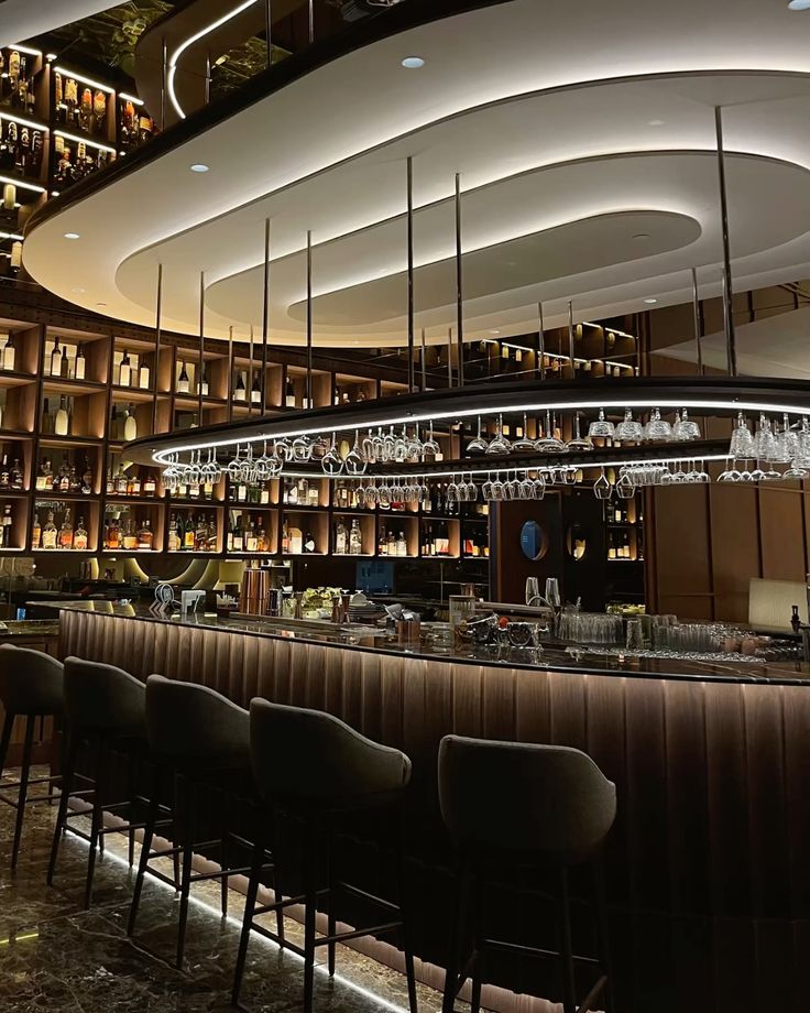 강남 달토 VIP 단체 룸 대형 좌석과 동선